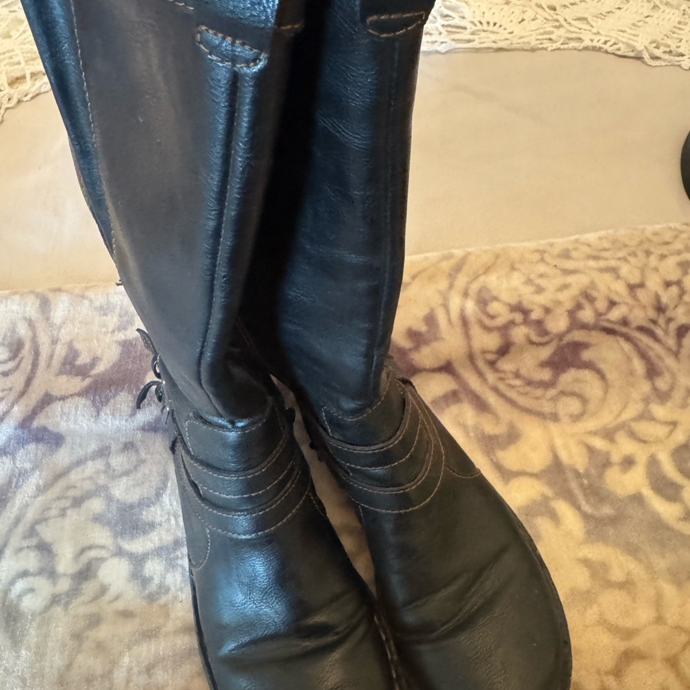 BOC Black Lace Up Boots with Classic Design